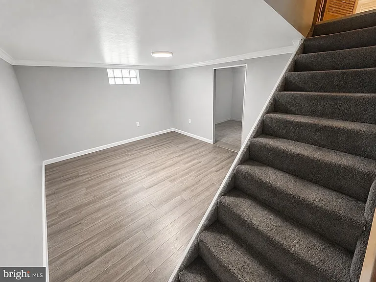 1407 Wall Ave — Photo 3