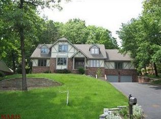 9773 Fall Ridge Trl, Saint Louis, MO 63127