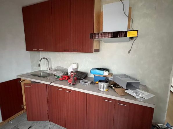 (undisclosed Address)