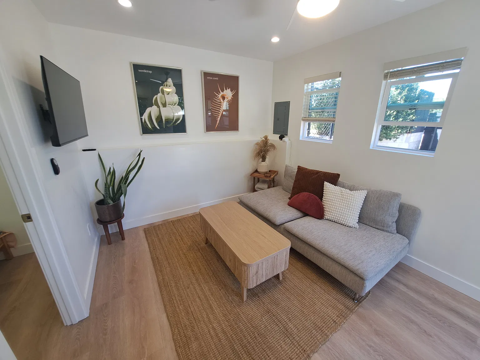 1 bed, 300 sqft, $2,400 — Photo 4