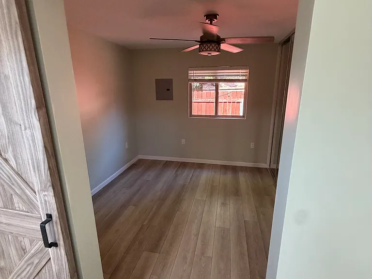 5025 College Ave — Photo 10