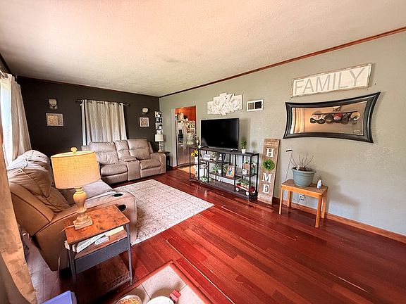 5th image of 1669 N 25th St