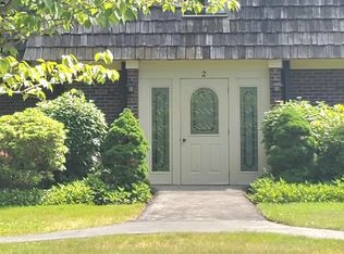 4700 N Main St APT 2G, Fall River, MA 02720
