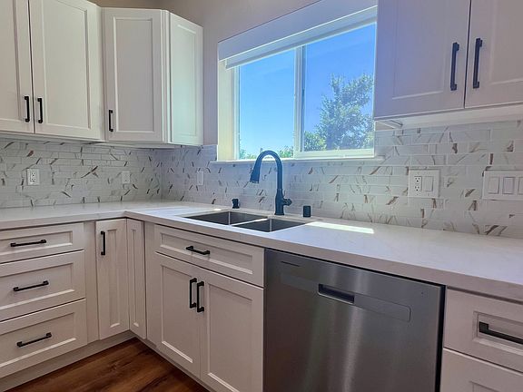 5th image of 2029 W Pueblo Ave #A