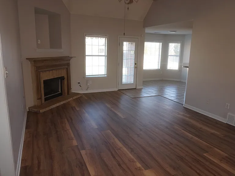 5144 Jon Oak Dr — Photo 4