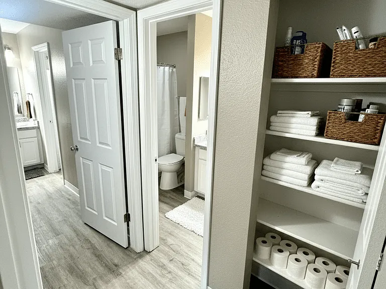 Vista Del Sol Apartments — Photo 32