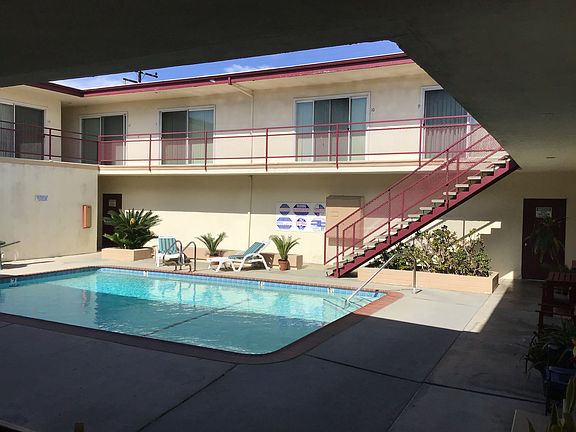 5th image of 16924 Crenshaw Blvd #1
