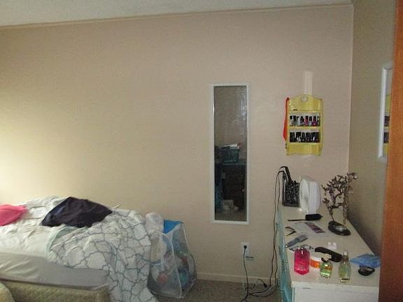 4th image of 1013 S Halliburton St #1015