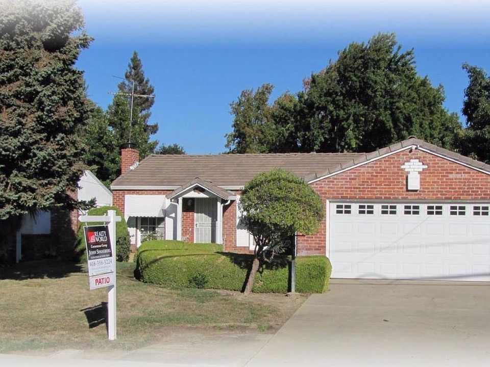 1st image of 870 Sherman Oaks Dr