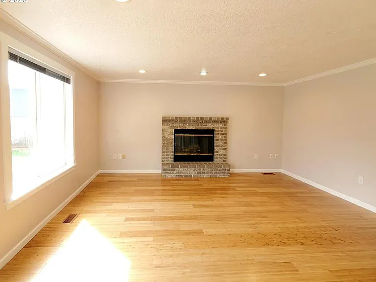 14417 NE 88th St — Photo 5