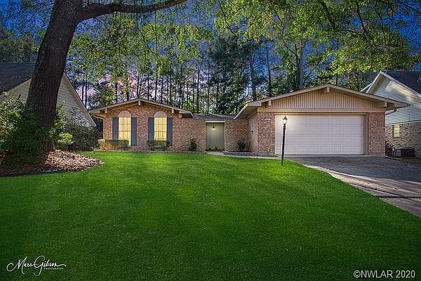 1st image of 879 Belden Dr