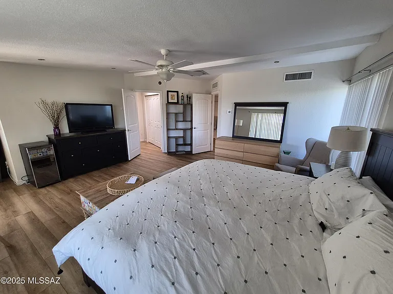 5665 E Camino Del Celador — Photo 21