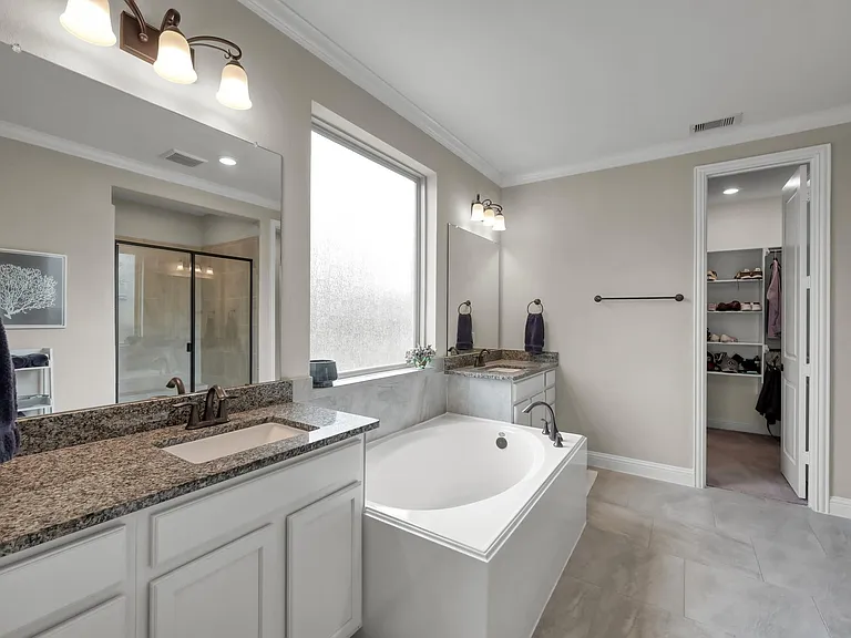 4206 Grand Oaks Wind — Photo 20