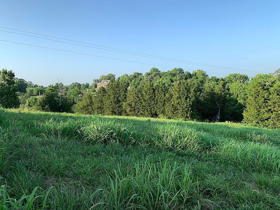 2nd image of 5 Clay Lick Rd
