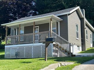 122 E Main St, Kingwood, WV 26537