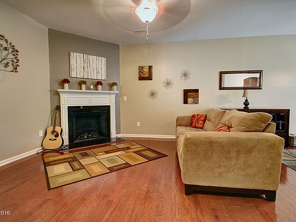 4th image of 4733 Craigmoss Ln