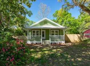 17405 Sweetwater Rd, Dade City, FL 33523