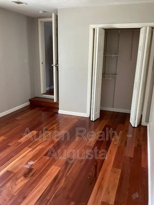 1 bed, 1.0 bath, 618 sqft, $825 — Photo 2