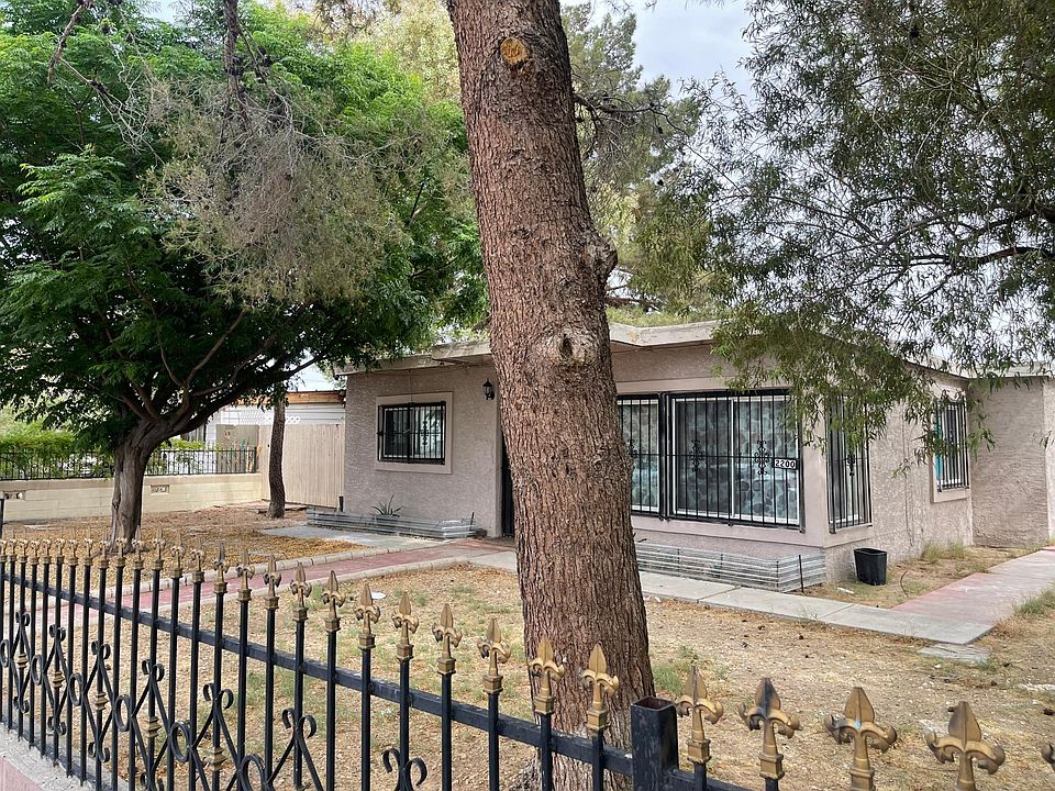 1st image of 2200 Wengert Ave