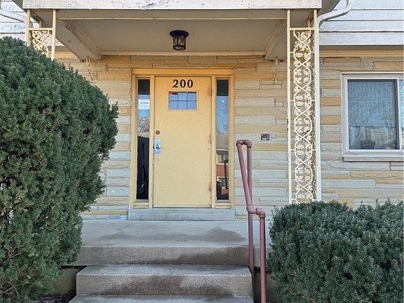 4th image of 200 Northwood Ave
