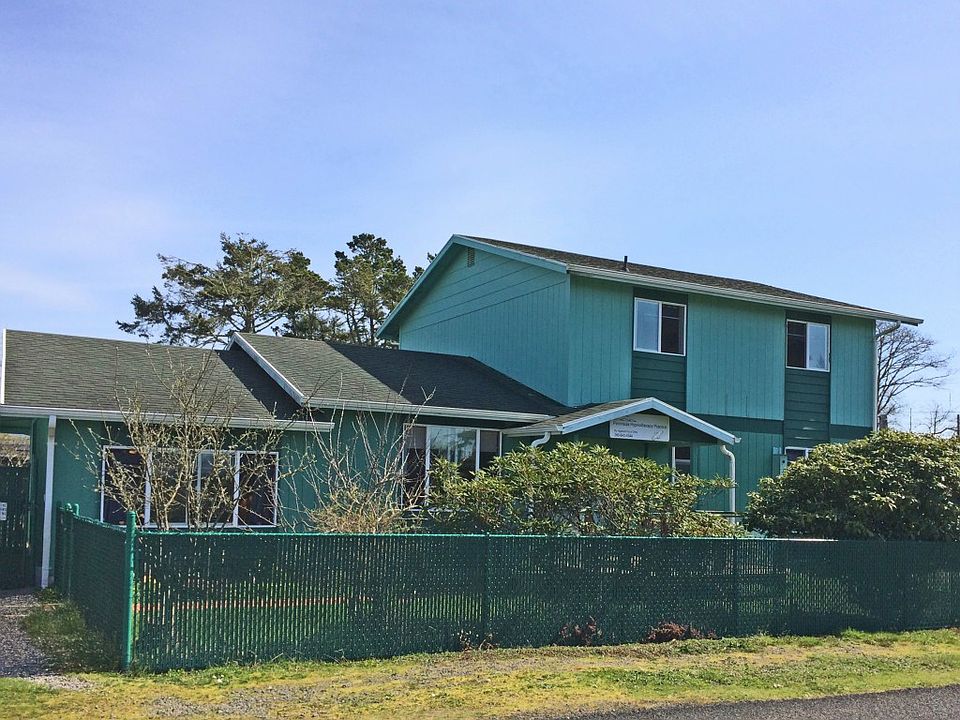 1st image of 1004 Oregon Ave N