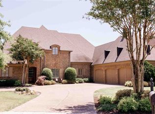 1328 Brayshore Dr, Collierville, TN 38017