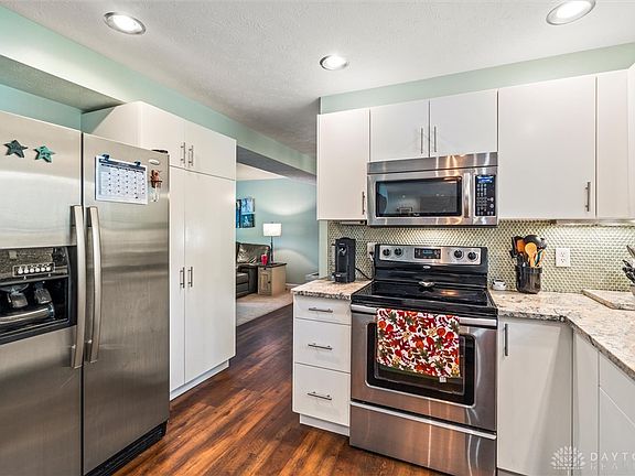 5th image of 1925 Conwood Dr