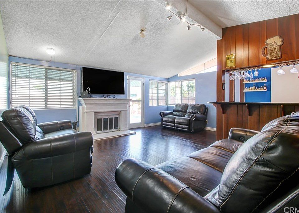 1st image of 10541 Halelani Way