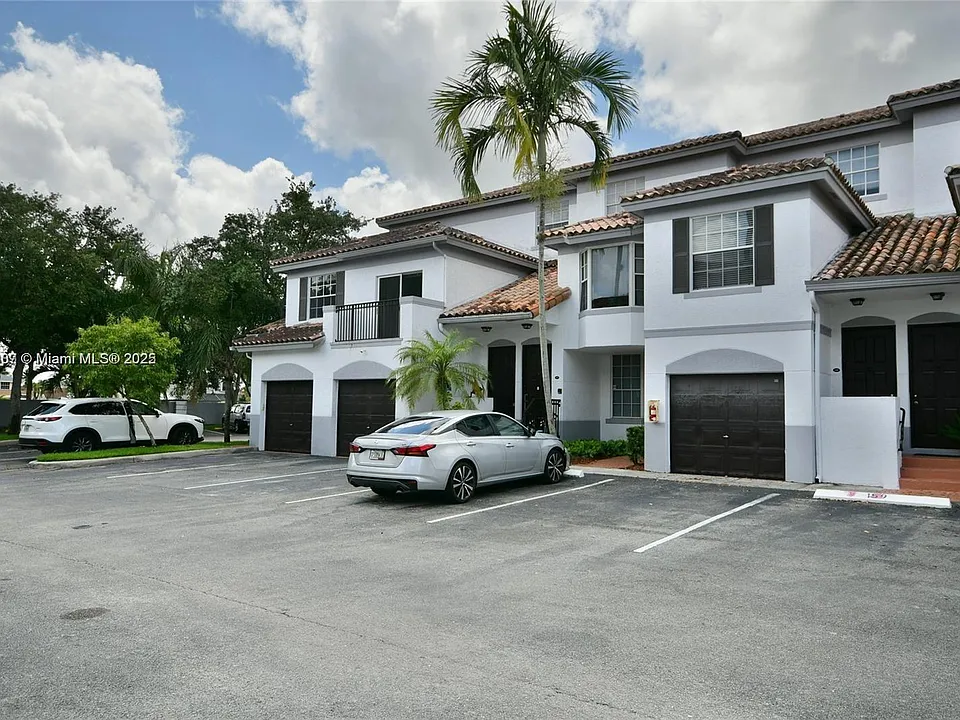 781 SW 148th Ave #1503