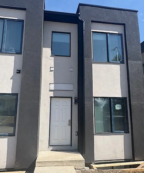 3610 10th St SE #A — Photo 1