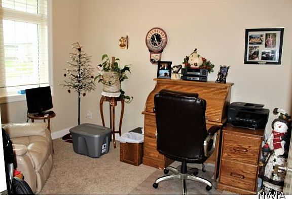 3rd image of 6726 Timberline Cir