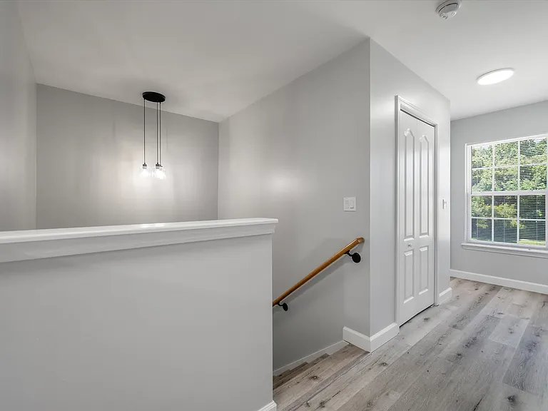 112 Black River Dr — Photo 20