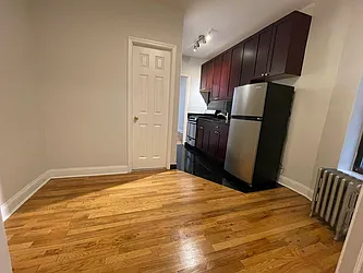 Rented by Best Apartments North Inc