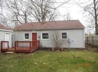 416 S Maplewood Dr, Rantoul, IL 61866