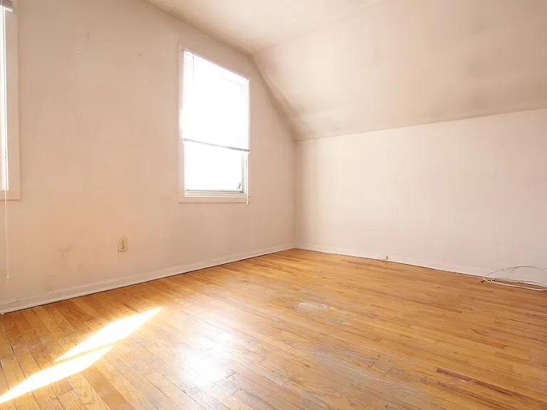 47 Louisa St #47A — Photo 13