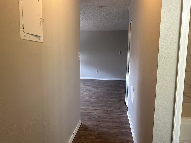 751 W Prentice Ave #303B — Photo 13