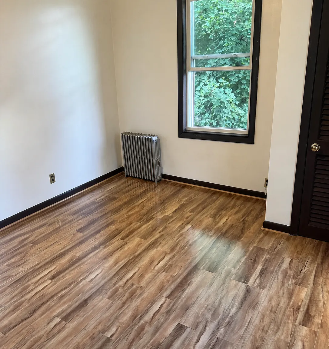 1 bed, $1,100 — Photo 1