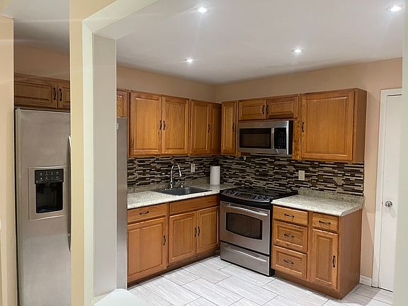 5th image of 5654 Barnstead Cir