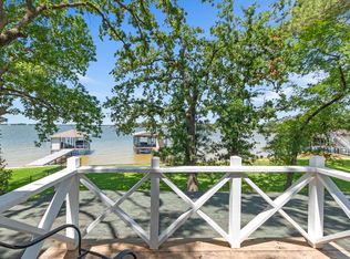 158 Enchanted Dr, Enchanted Oaks, TX 75156
