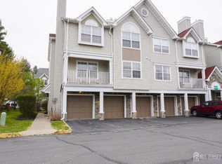 176 Prestwick Way, Edison, NJ 08820