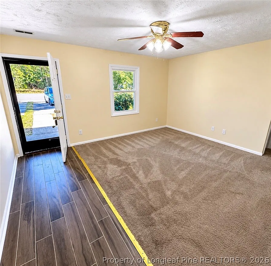 2 bed, 2.0 bath, 1000 sqft, $1,200 — Photo 3