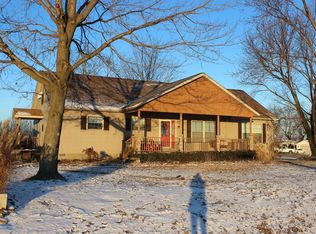 15965 County Road 800 E, Mc Leansboro, IL 62859