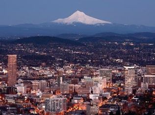 9500 SW Ardenwood St, Portland, OR 97225