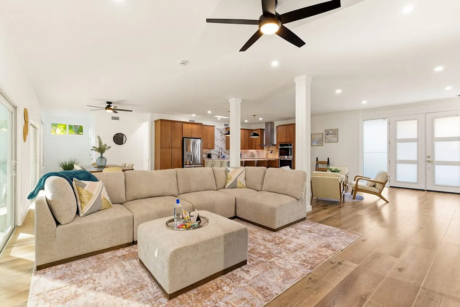 4 bed, 3.0 bath, 2443 sqft, $5,277 — Photo 2