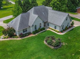 4600 Meadow Ln, Wadesville, IN 47638