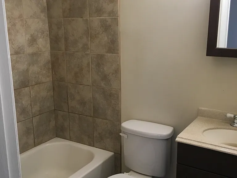 1300 Saint Paul St #10 — Photo 8