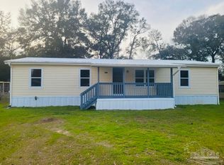 4477 Edgewood Dr, Milton, FL 32583