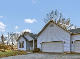 2690 Mayfair Rd, Akron, OH 44312