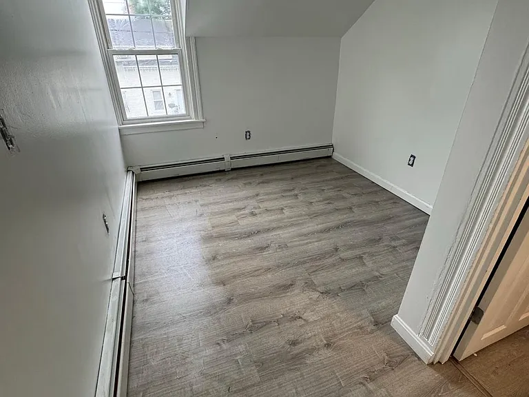 9 Greystone Ave — Photo 13