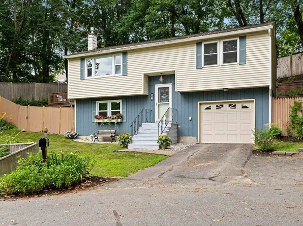 24 Comeau Street, Manchester, NH 03102